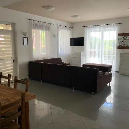 Сasa de vacaciones Centrum Vonyarcvashegy